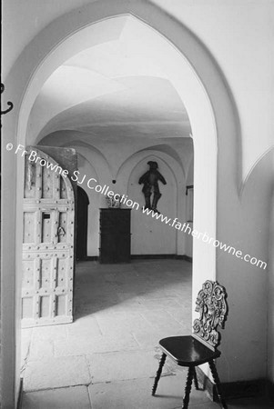 MALAHIDE CASTLE SMALL ENTRANCE HALL